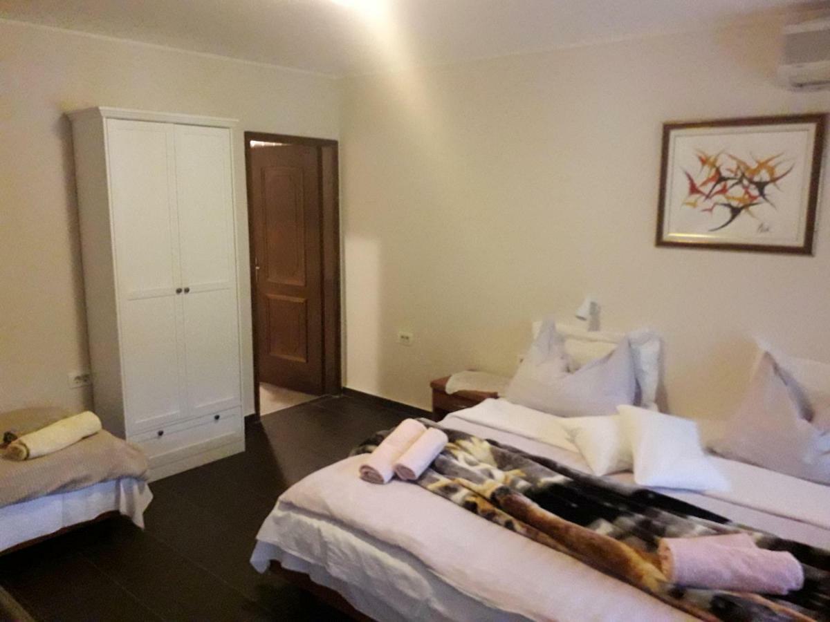 Apartments And Rooms Deskovic Mošćenička Draga Εξωτερικό φωτογραφία
